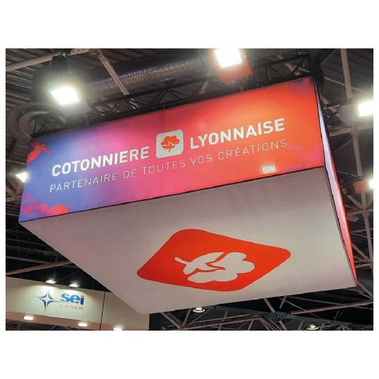 RECTANGLE / CUBE SUSPENDU...